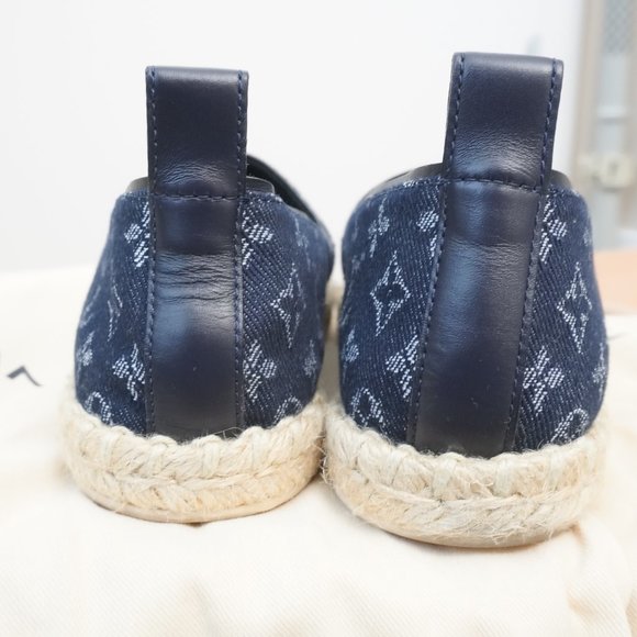 Louis Vuitton - Waterfall Flat Espadrilles - Blue Monogram Denim - Size 35 - Picture 3 of 11